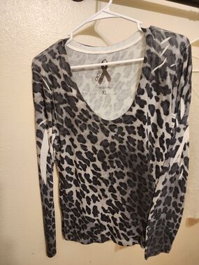 Cache Gray and Black Leopard Print Long Sleeve Top Women's Size XL